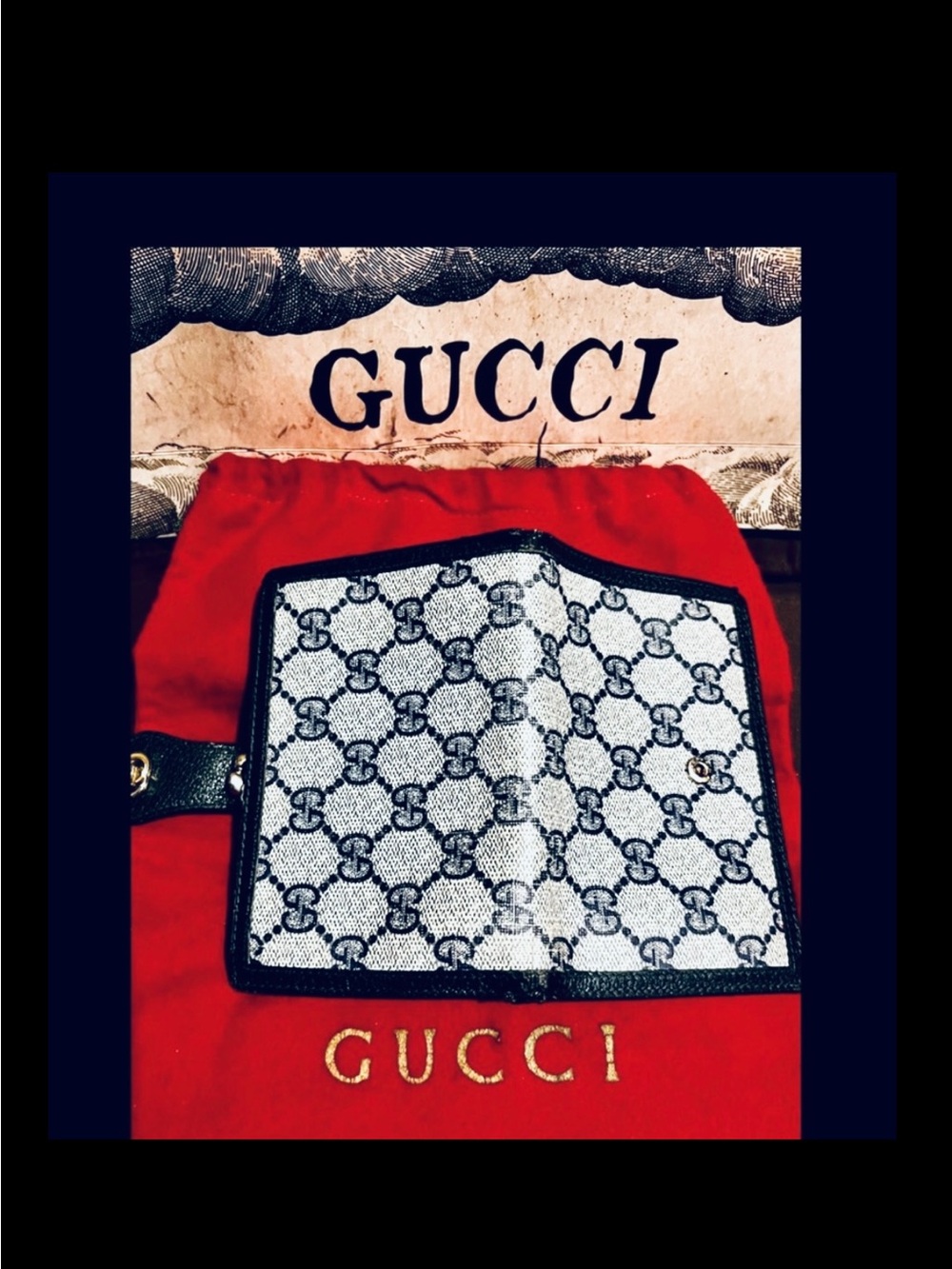 Gucci Beige Canvas Wallet with Navy Trim and Gold GG Snap - Picture 5 of 11